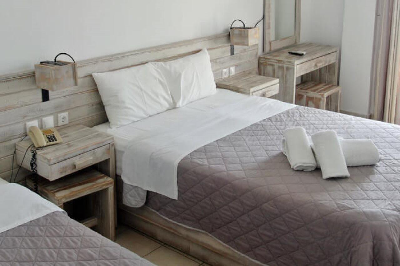Artemis Hotel Agios Stefanos  Bagian luar foto